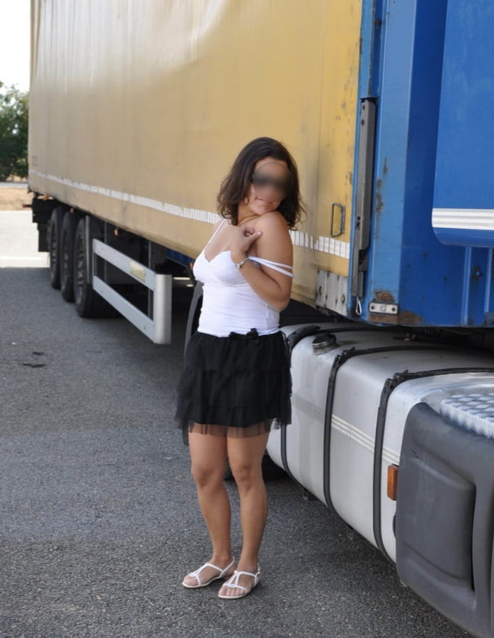 Sur les parkings et toilettes d'autoroute