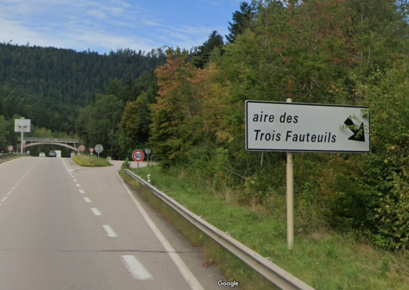 Aire de Kemberg et des trois fauteuils