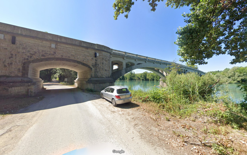 Plage du Lac de La pierre de Brégnier-Cordon