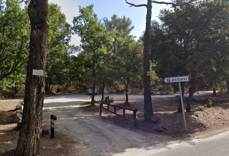 Parking des Cistes après Ceyreste
