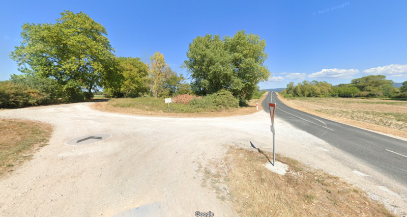 Le Genou - Bords de la rivière D'AIN