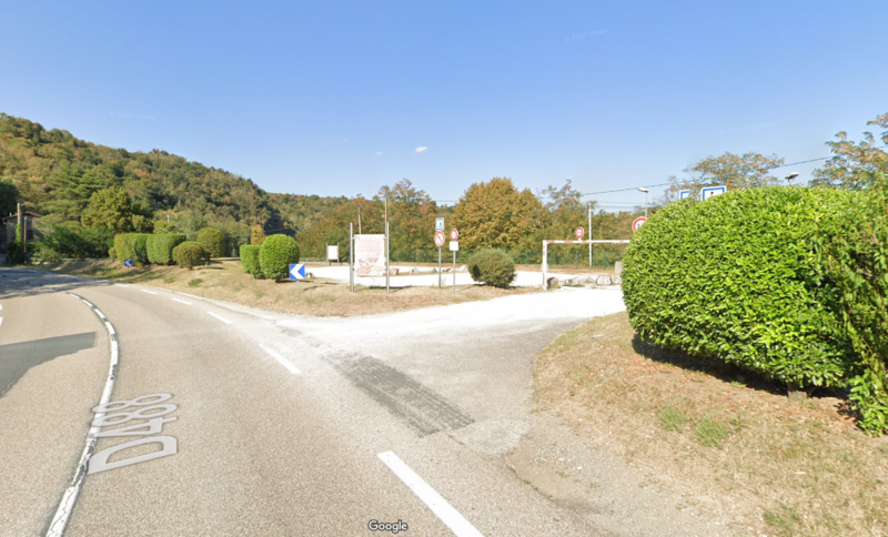 Parking du Rocher Percé de TARTARAS